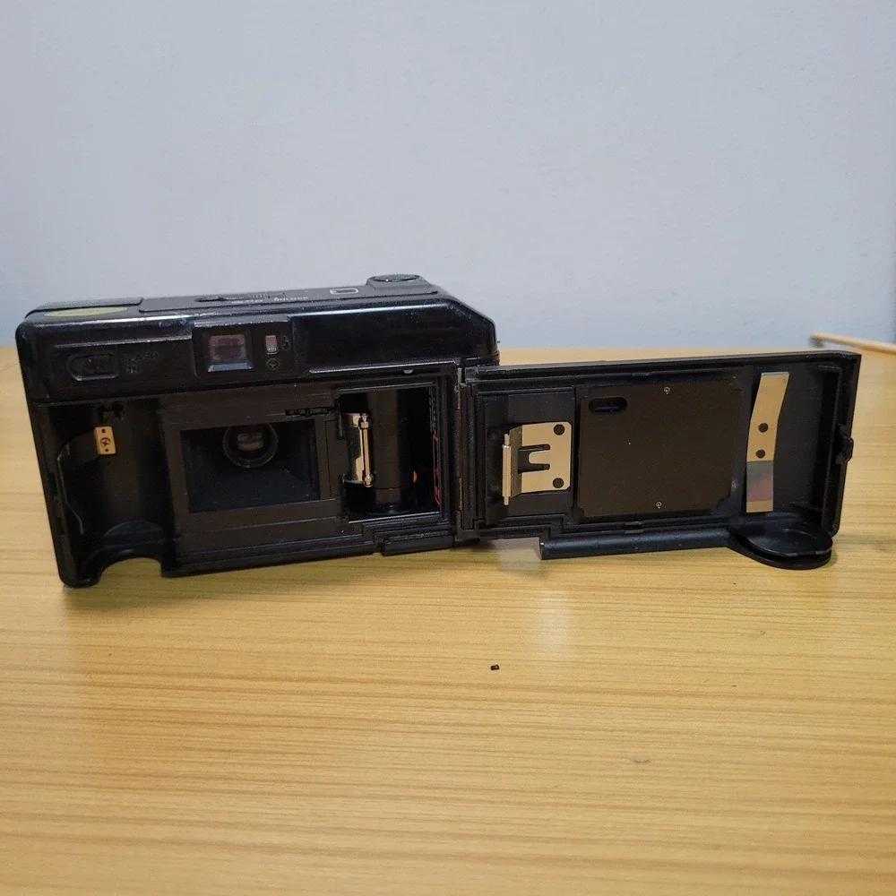 Canon AF35M II 35mm Point and Shoot Camera For Parts As Is